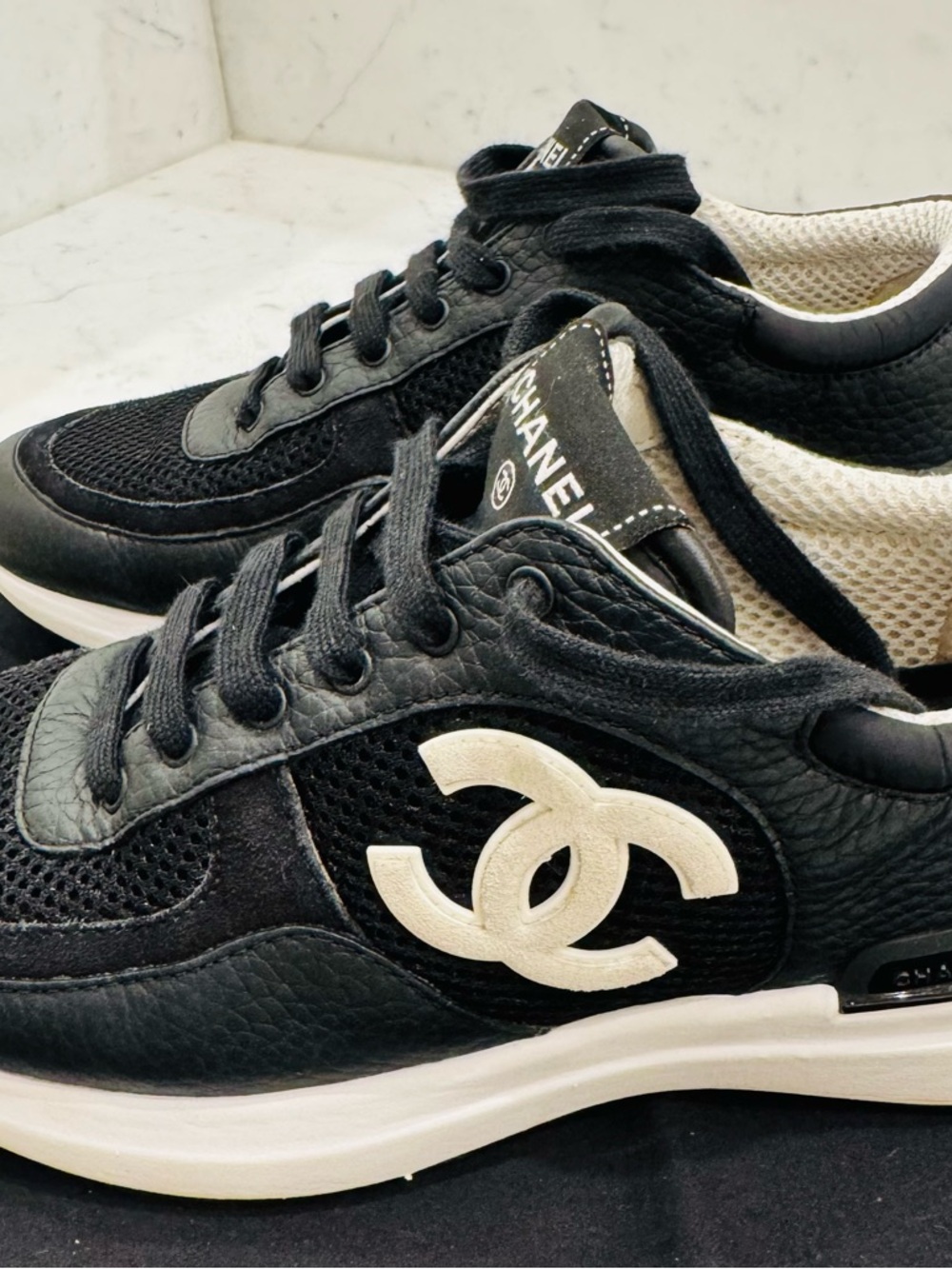 Chanel CC Logo Sneakers Black & White Leather Mesh Trainers Size 37.5 / US 7.5 - Picture 7 of 15